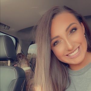 Meet your Posher, Hillary